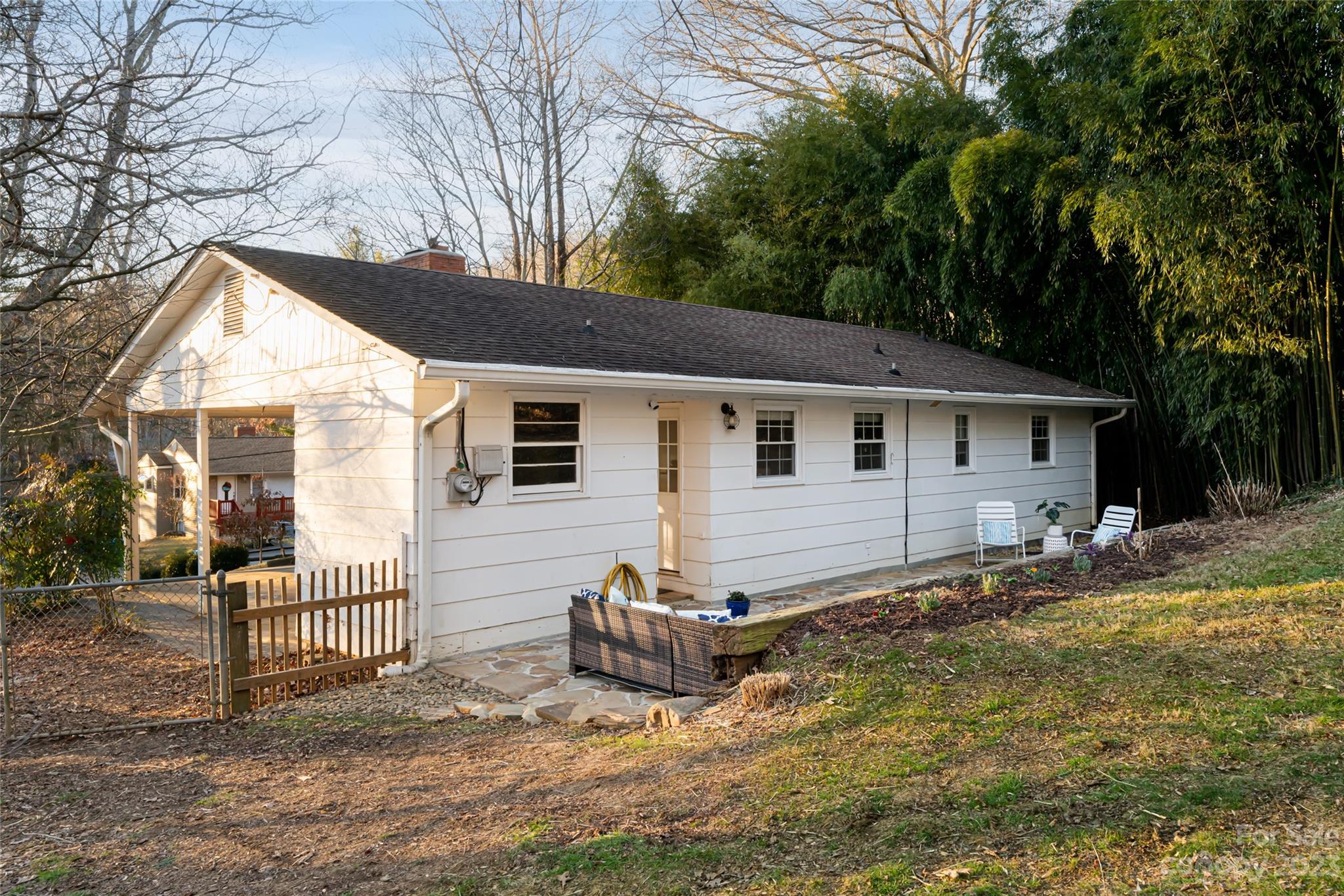 Royal Pines - Residential