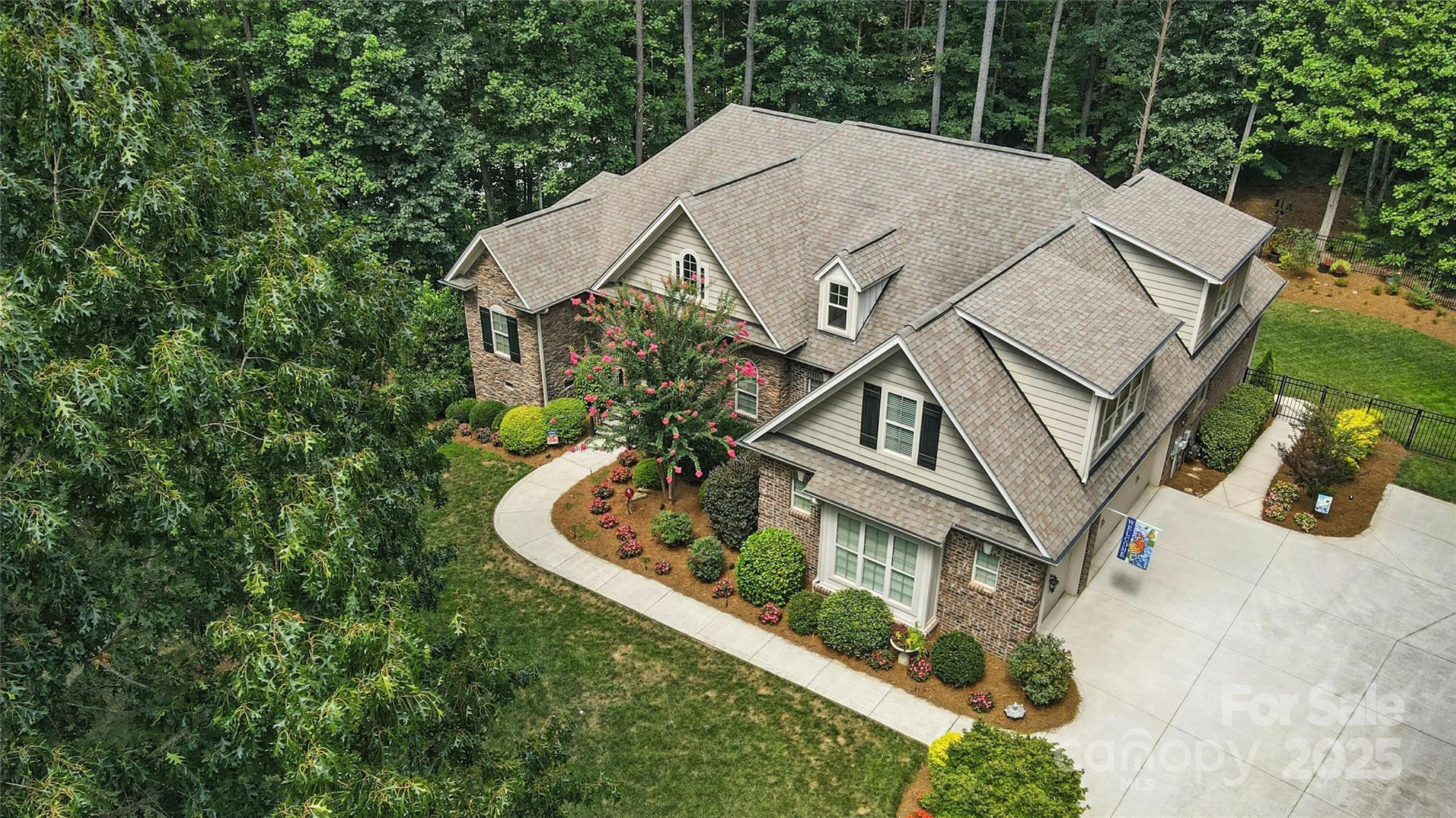 4642 Gold Finch Drive