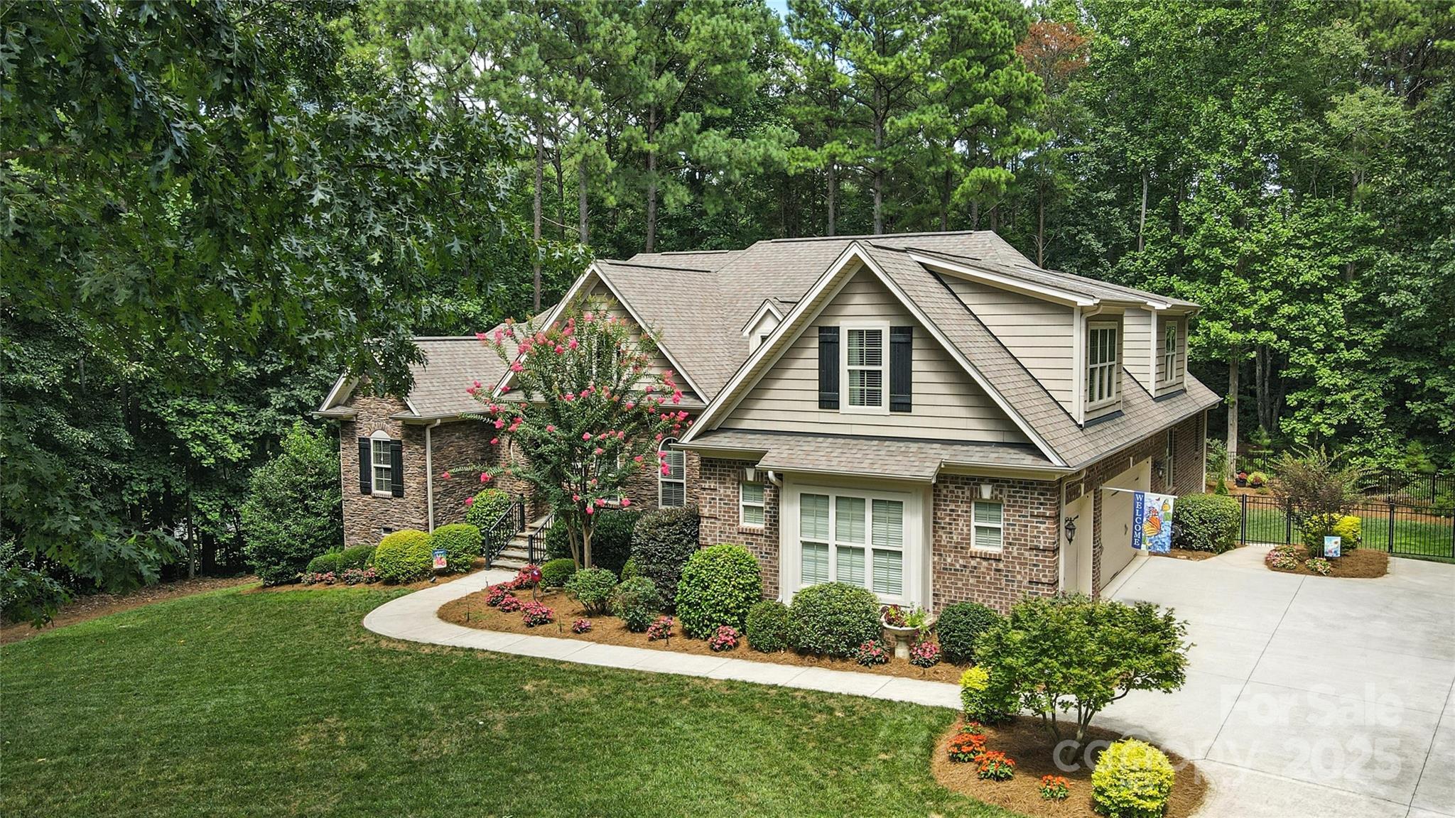 4642 Gold Finch Drive