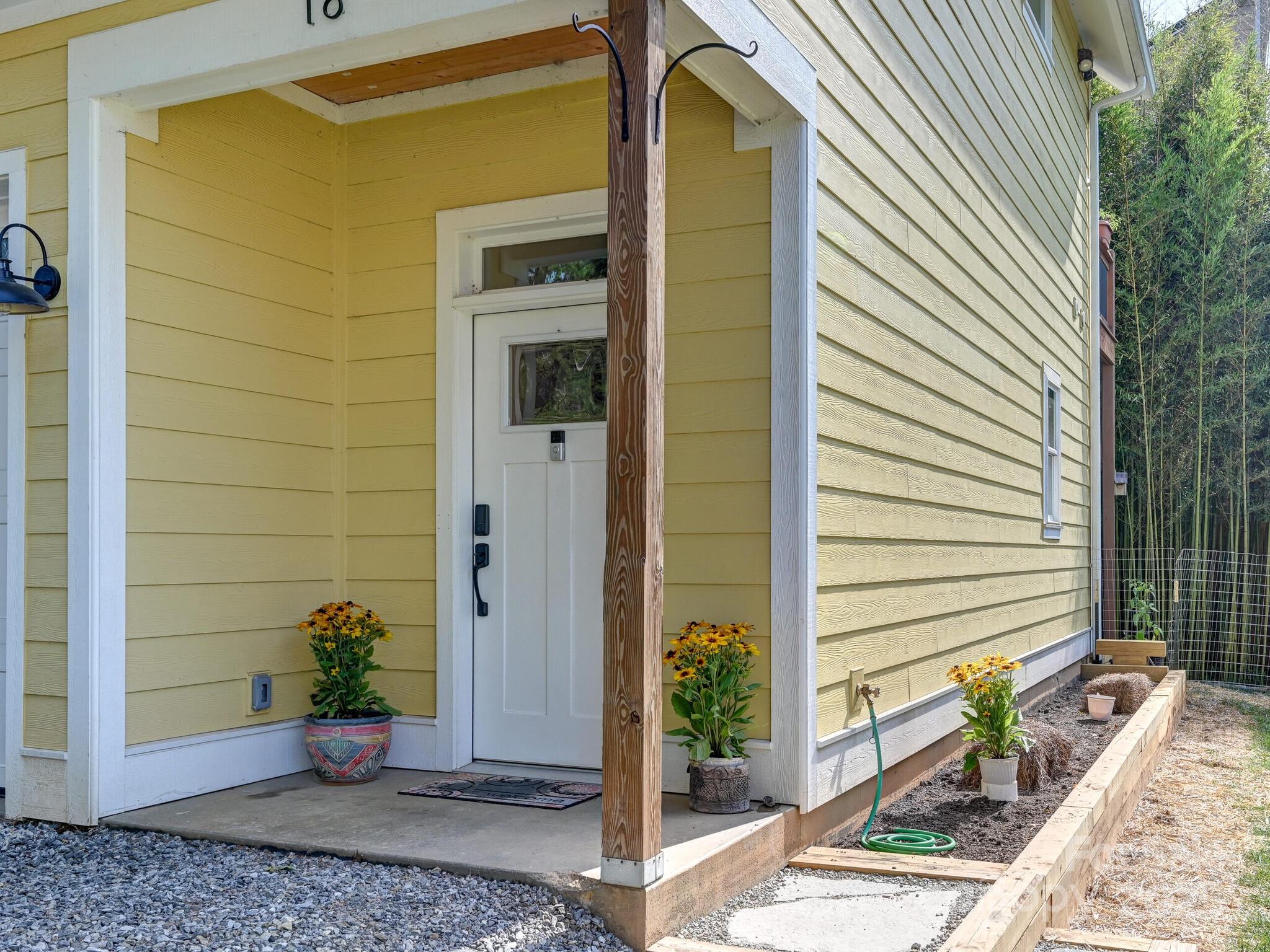 18 Covington Street