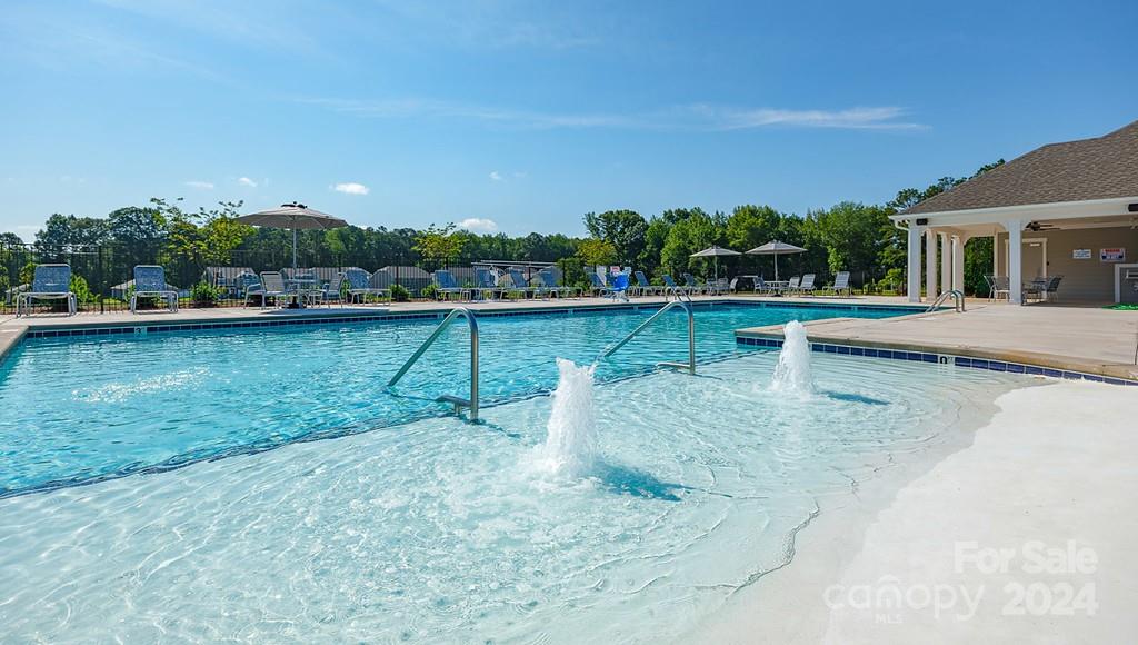 Crossroads - Residential