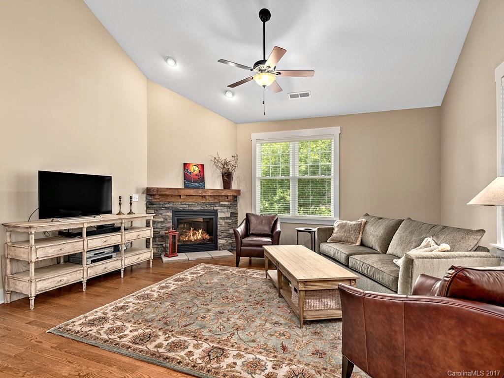 Pinebrook Farms - Residential