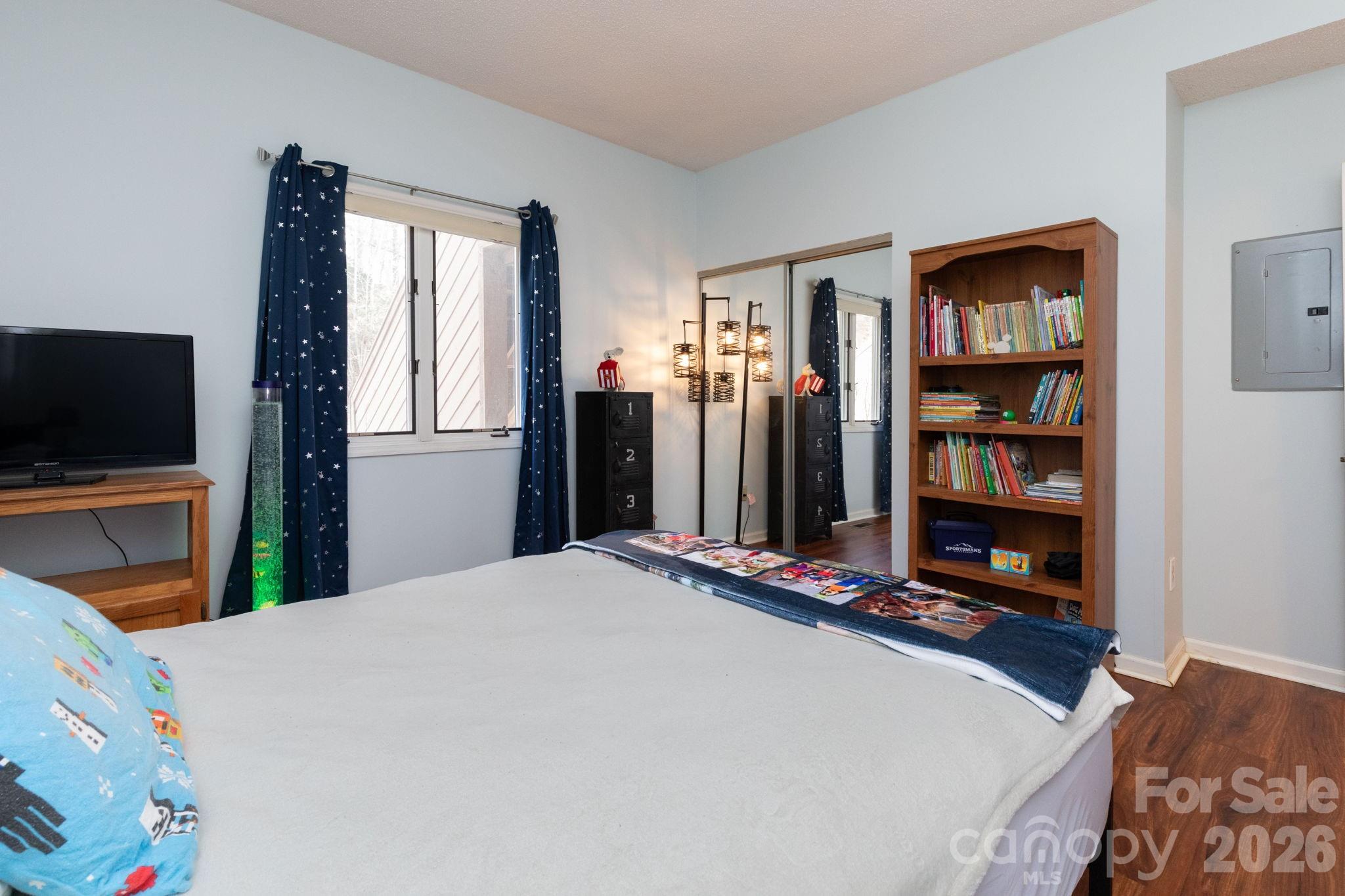 Pinecliff - Residential