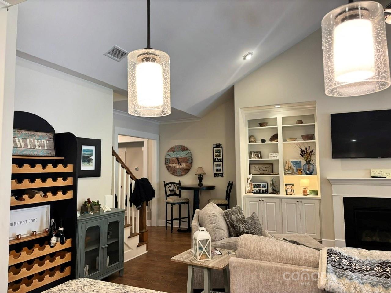 1636 Sand Harbor Circle