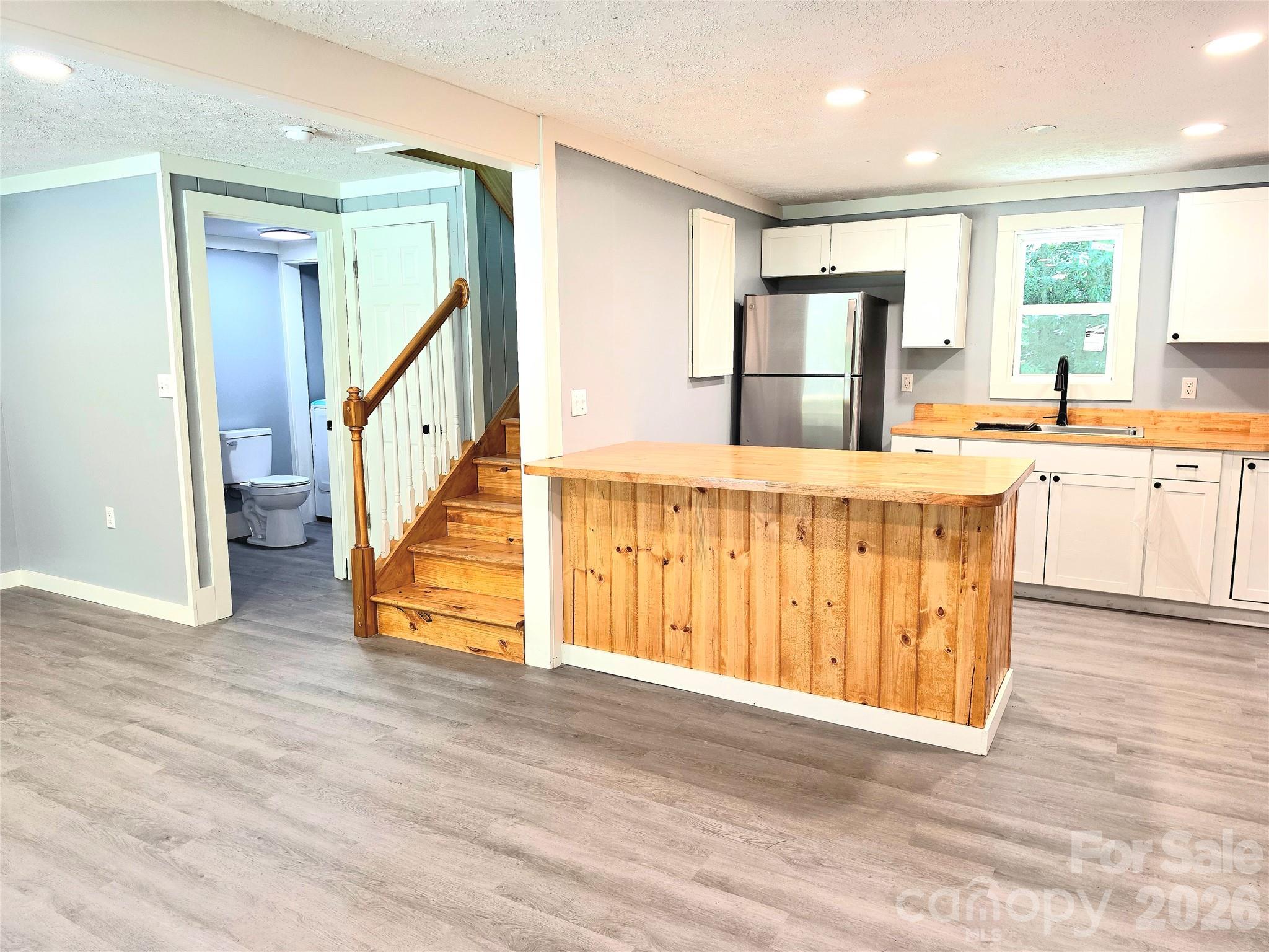 Holiday Hills - Residential