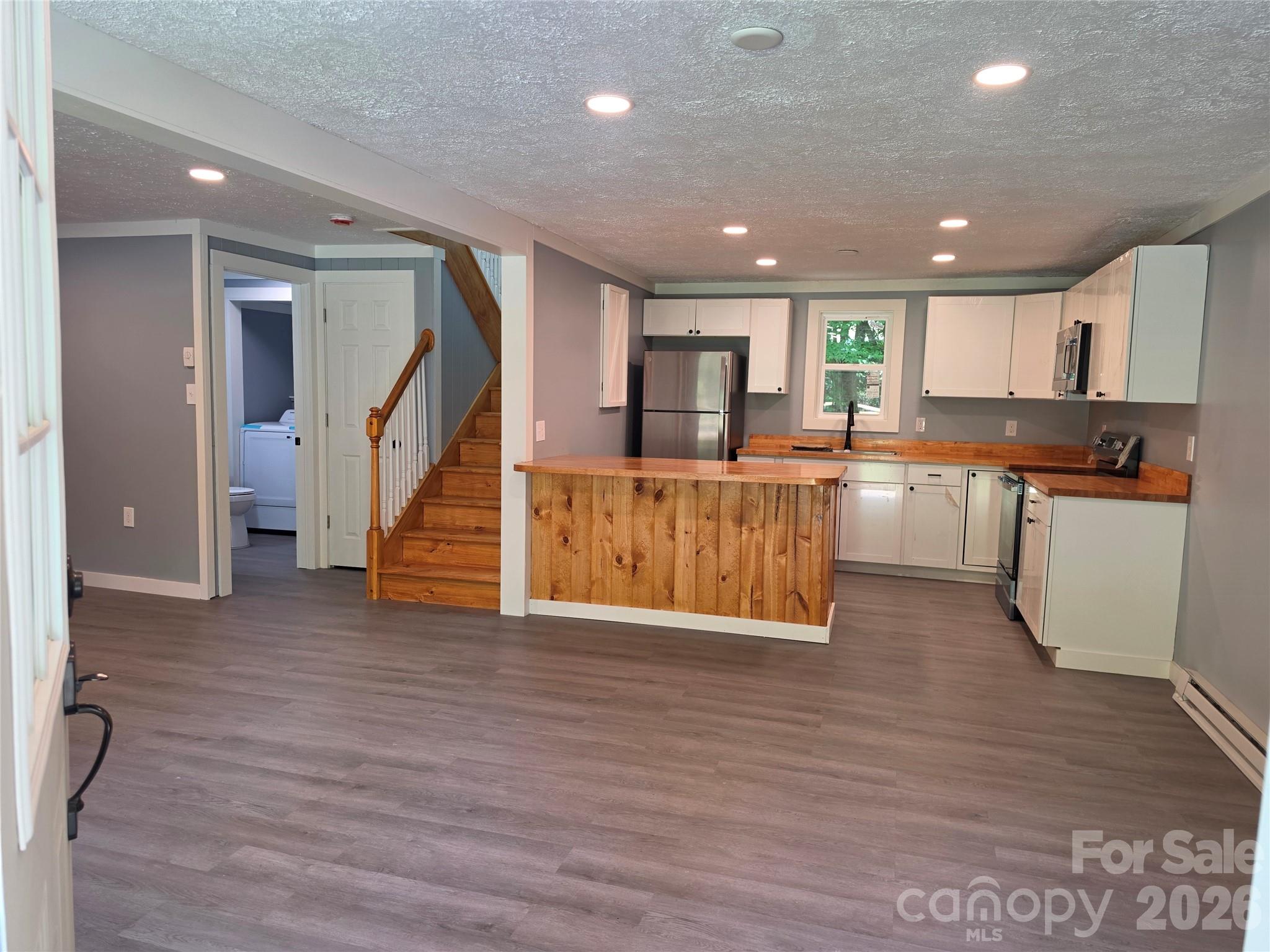 Holiday Hills - Residential