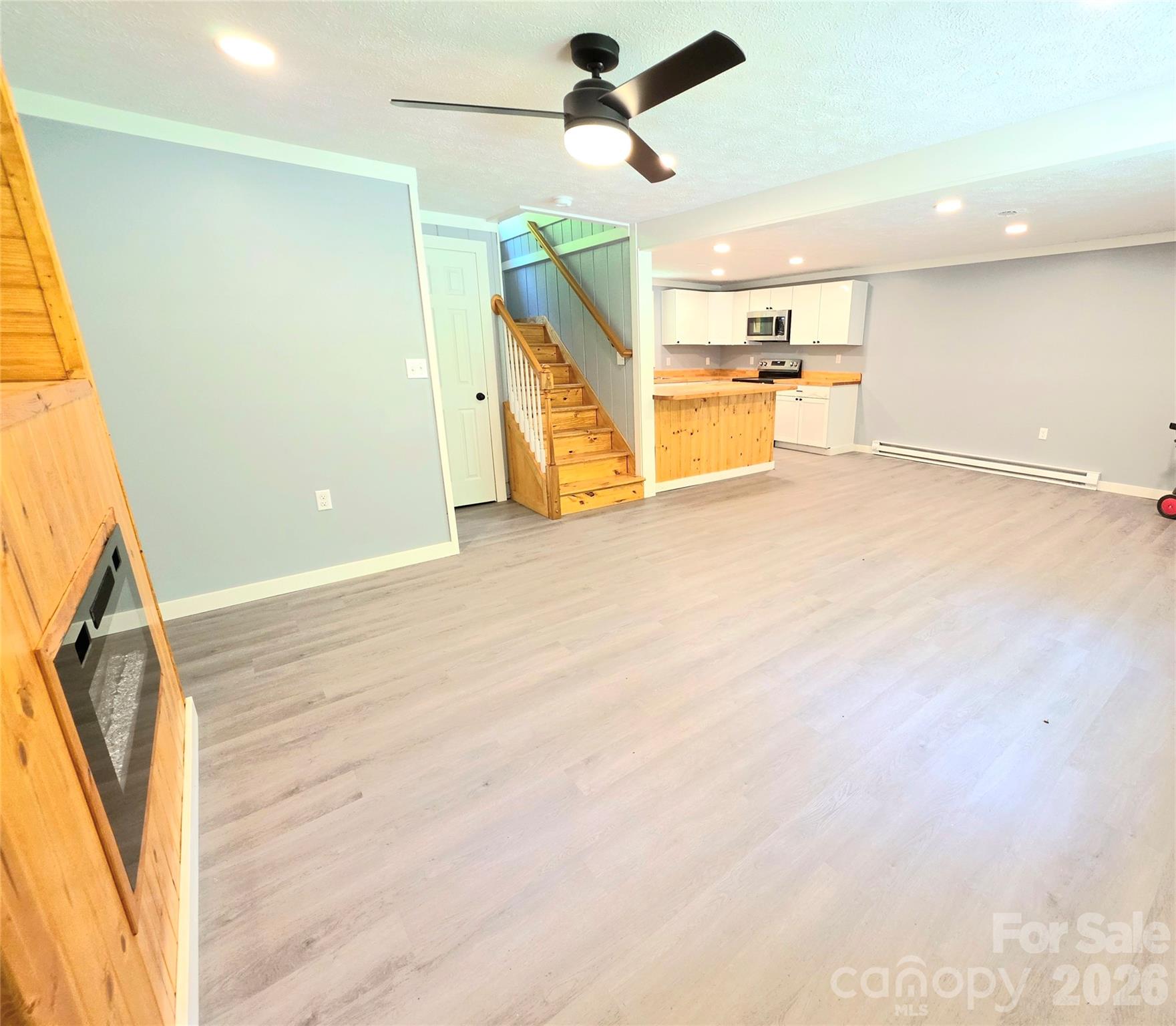Holiday Hills - Residential