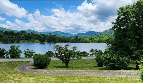 21 Edgewater Lane Asheville NC 28804