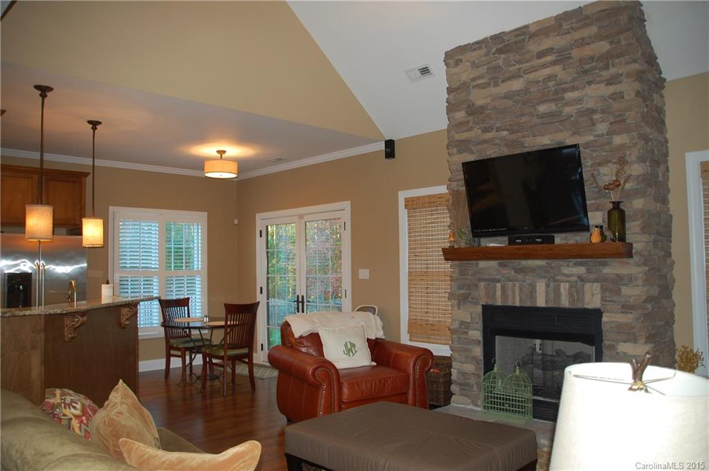 Sunset Pointe - Residential