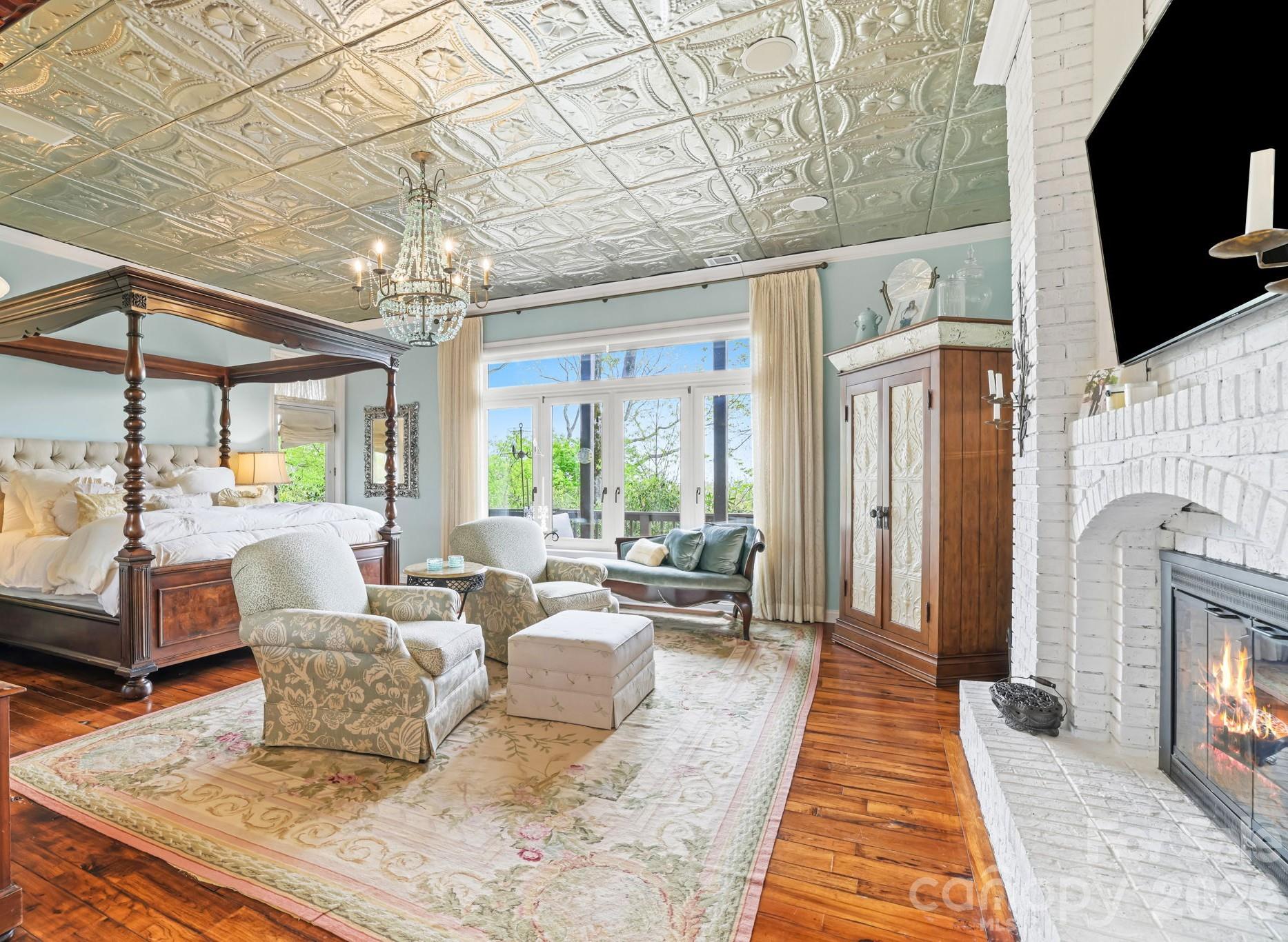 Lake Toxaway Estates - Residential