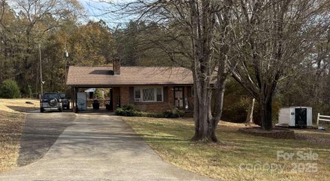 3289 Pine Tree Street Lincolnton NC 28092