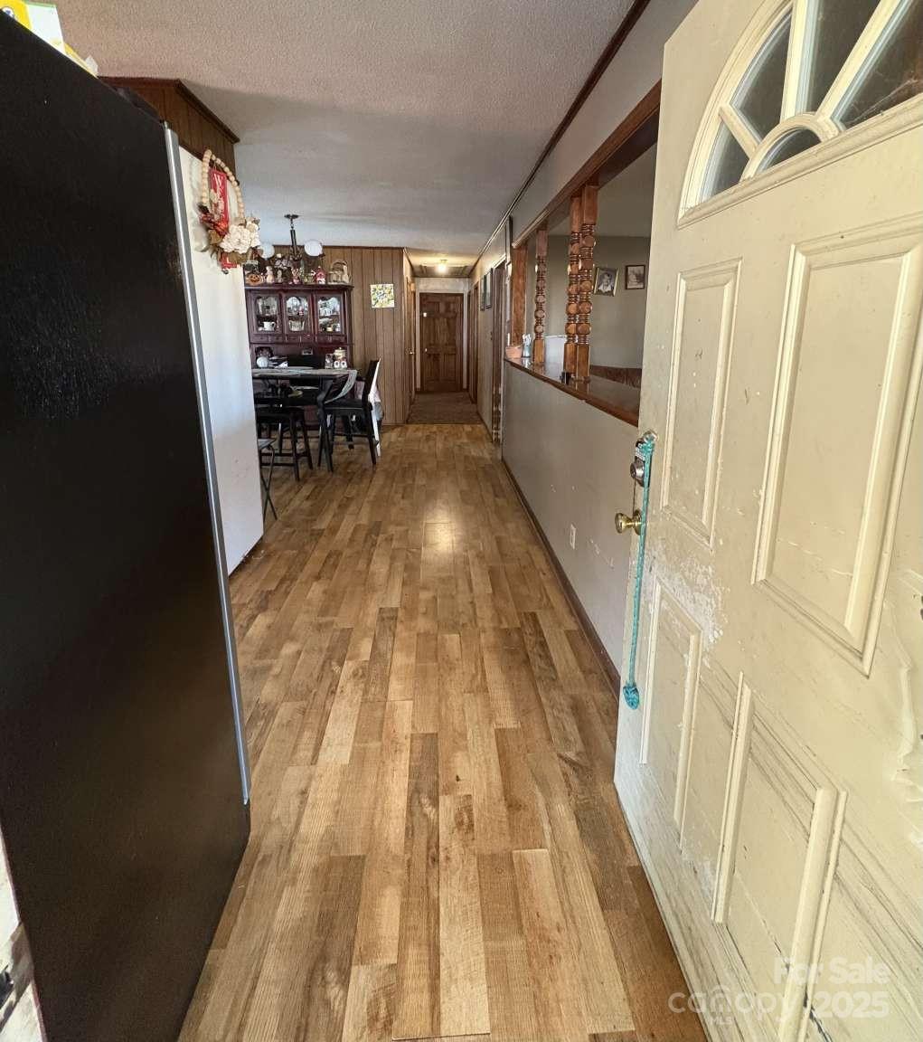 3289 Pine Tree Street