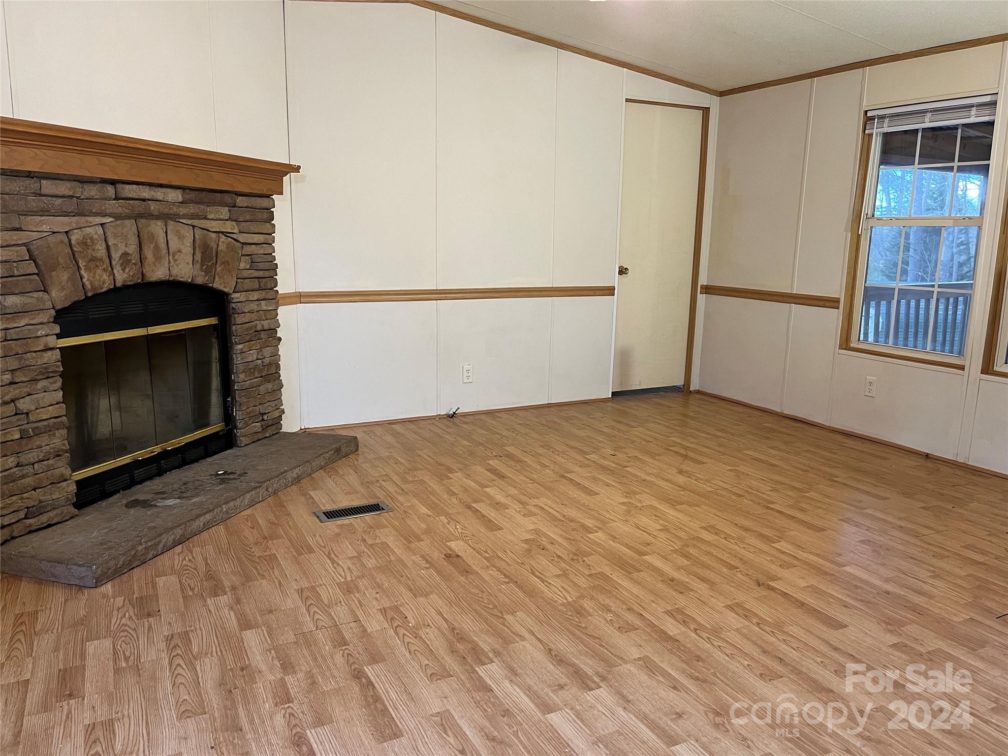 Lynn Ridge - Residential