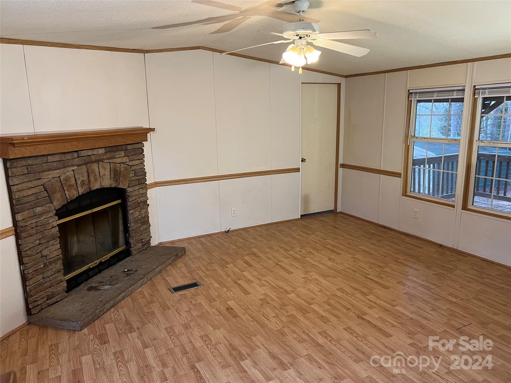 Lynn Ridge - Residential