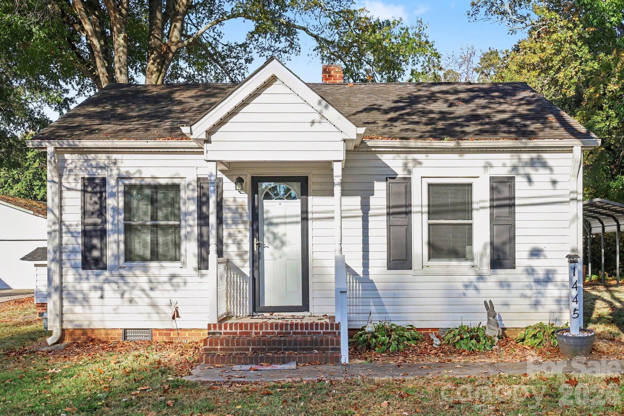 1445 Midlake Road