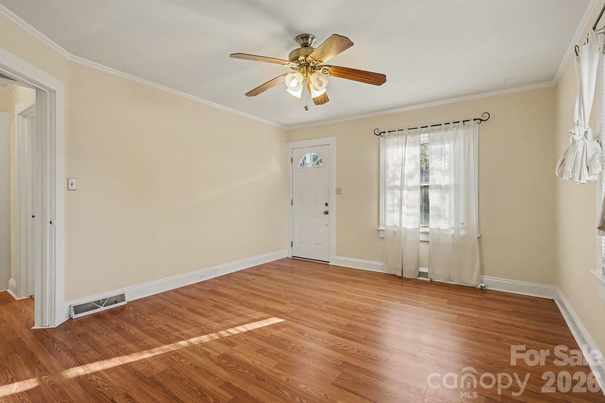 1445 Midlake Road