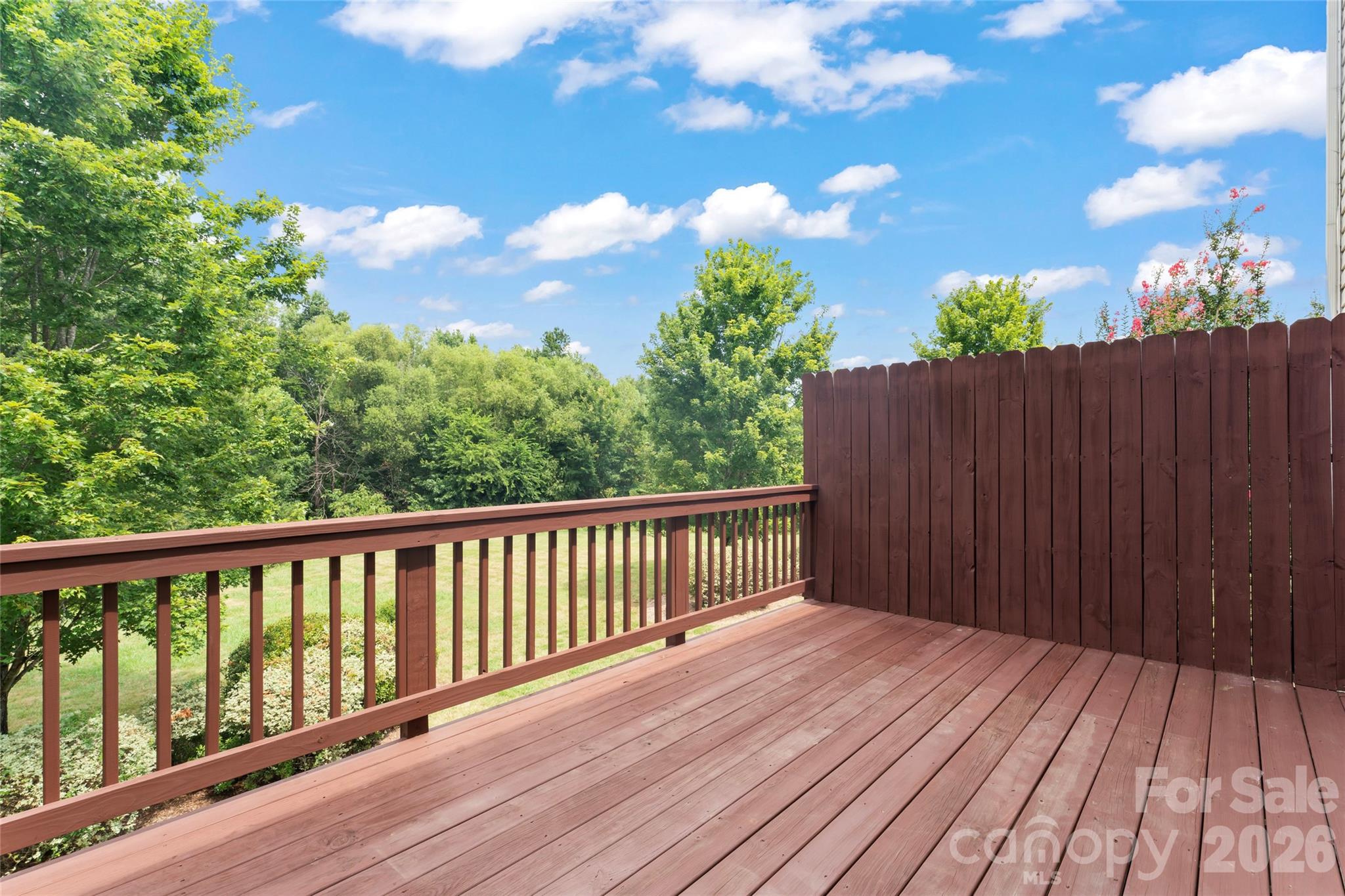 9768 Walkers Glen Drive NW