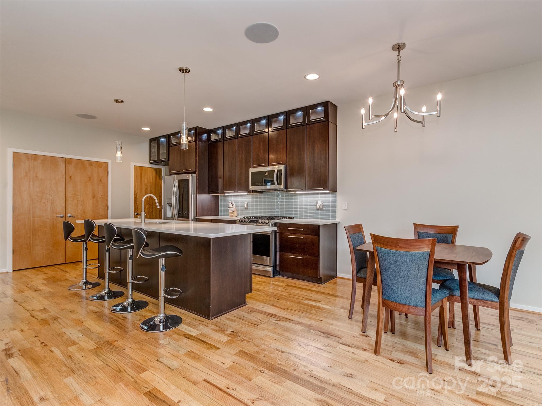 915 Westbrook Drive A