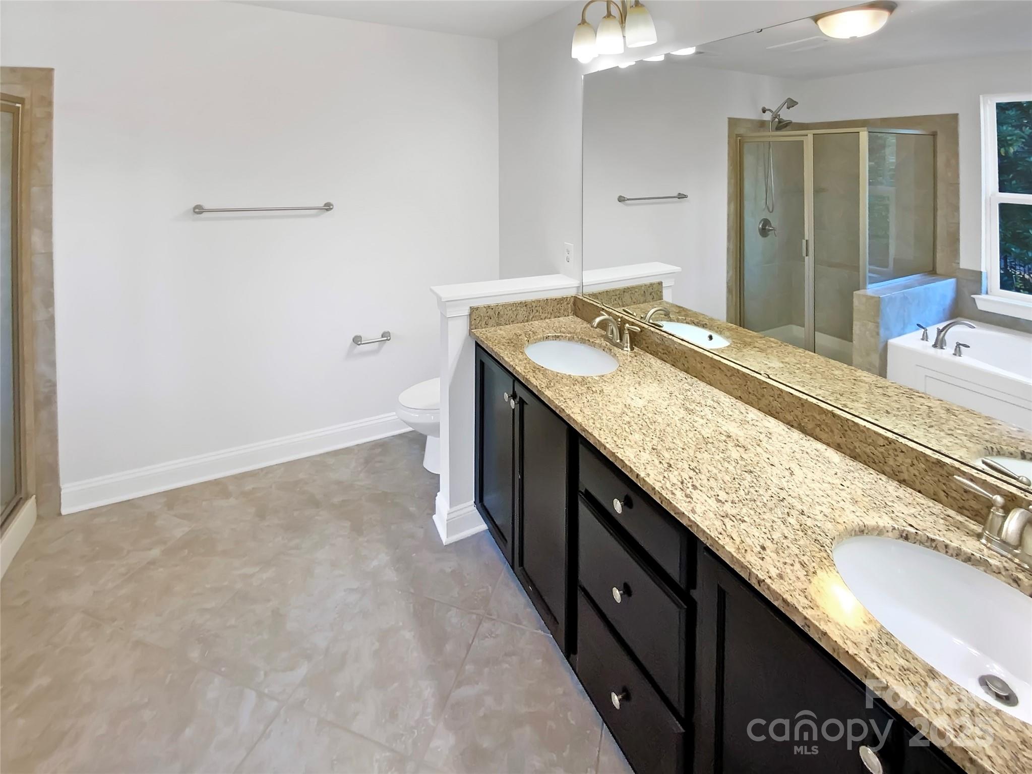 1019 Hamil Ridge Drive