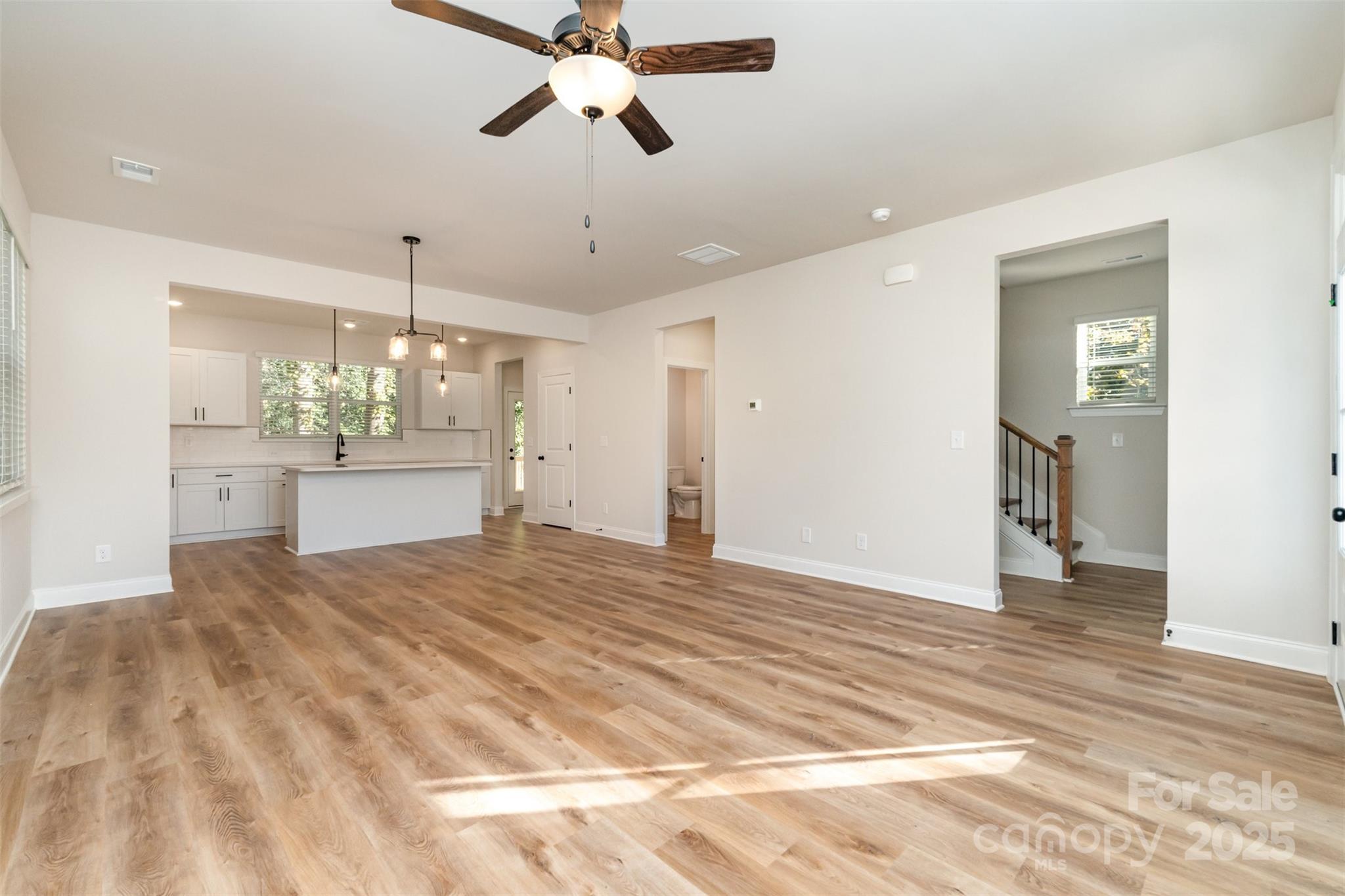 318 6th Street