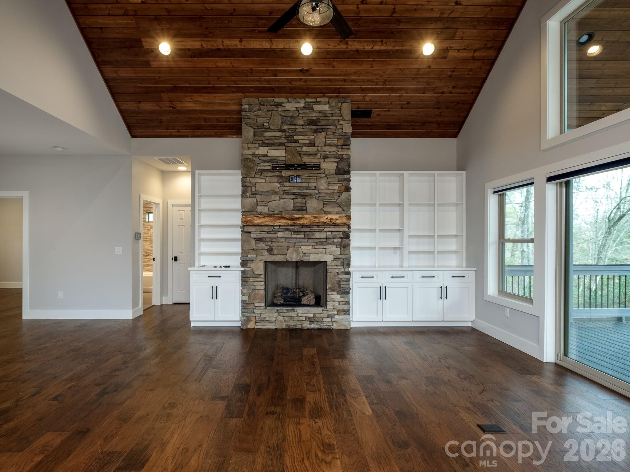 Connestee Falls - Residential