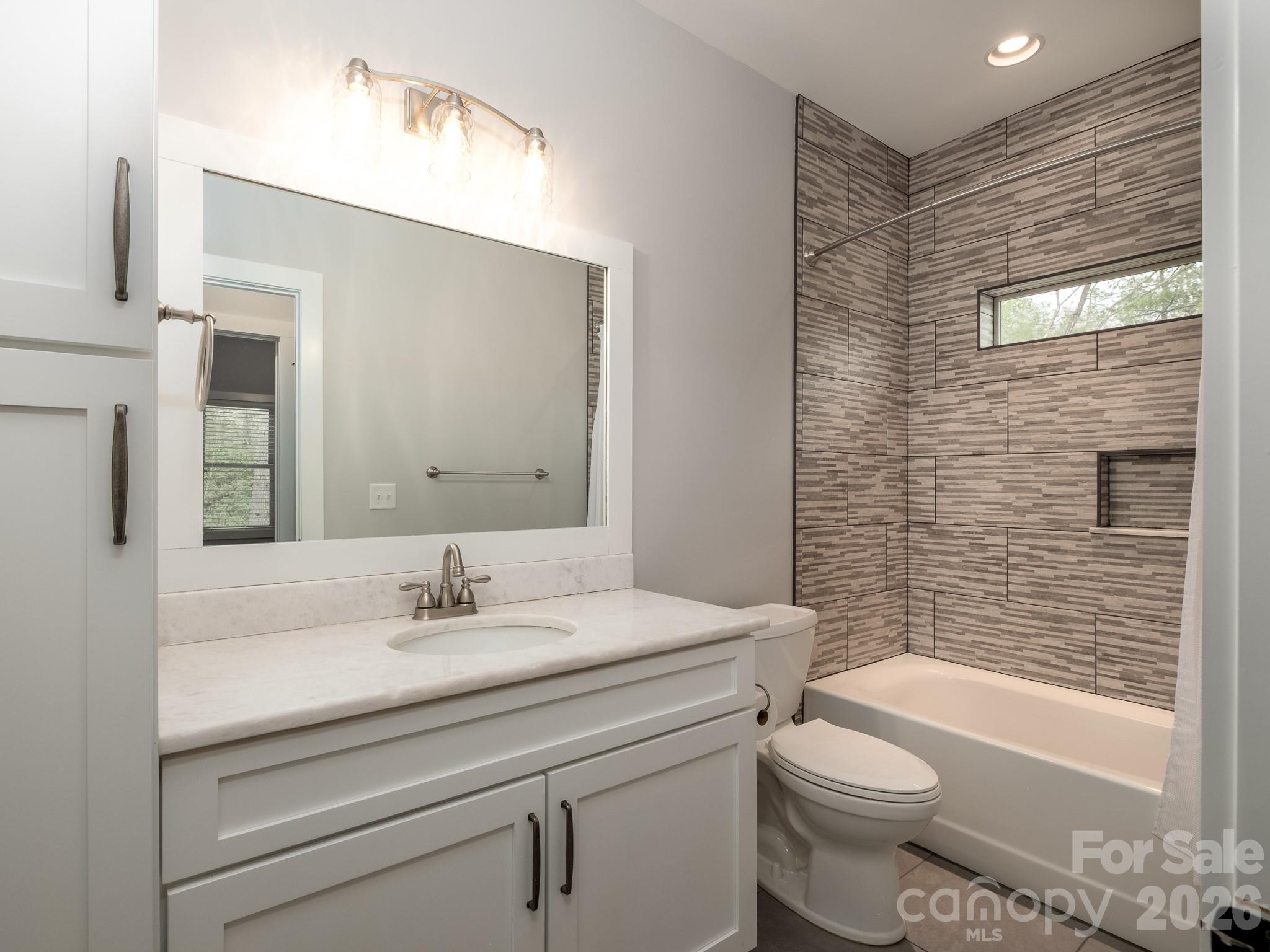 Connestee Falls - Residential