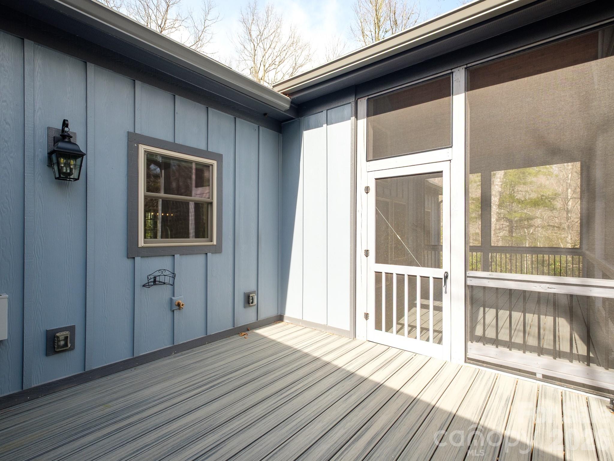 Connestee Falls - Residential