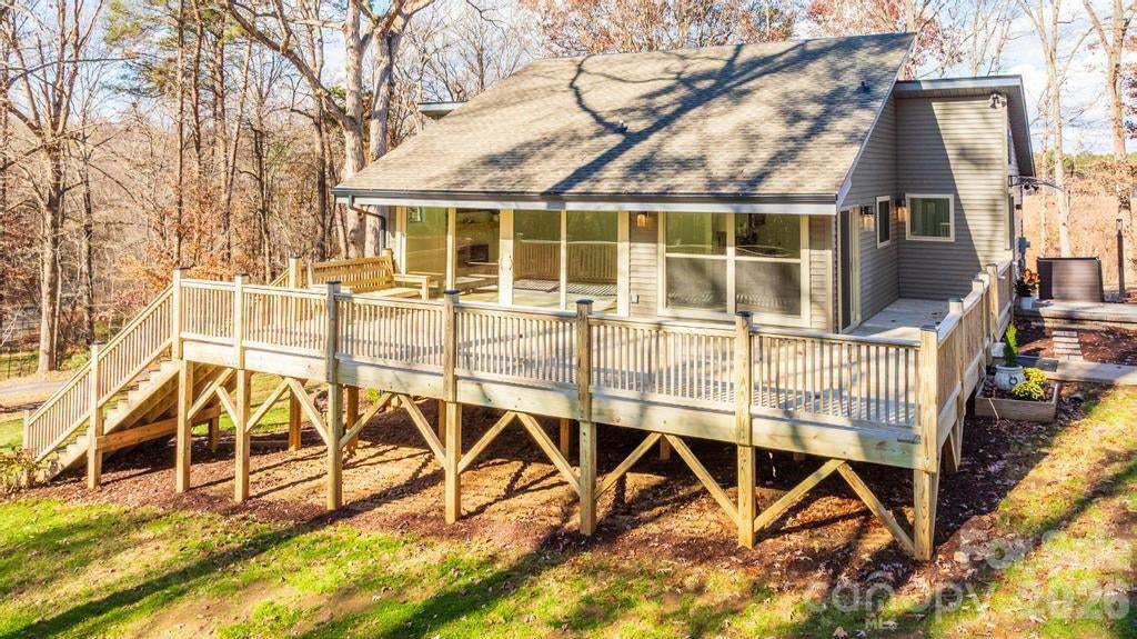 2106 Lynmore Drive
