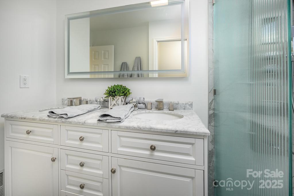 Lynmore - Residential