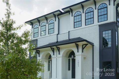 Photo of 1003 Parkwood Avenue, Charlotte, NC 28205 (MLS # 4311757)