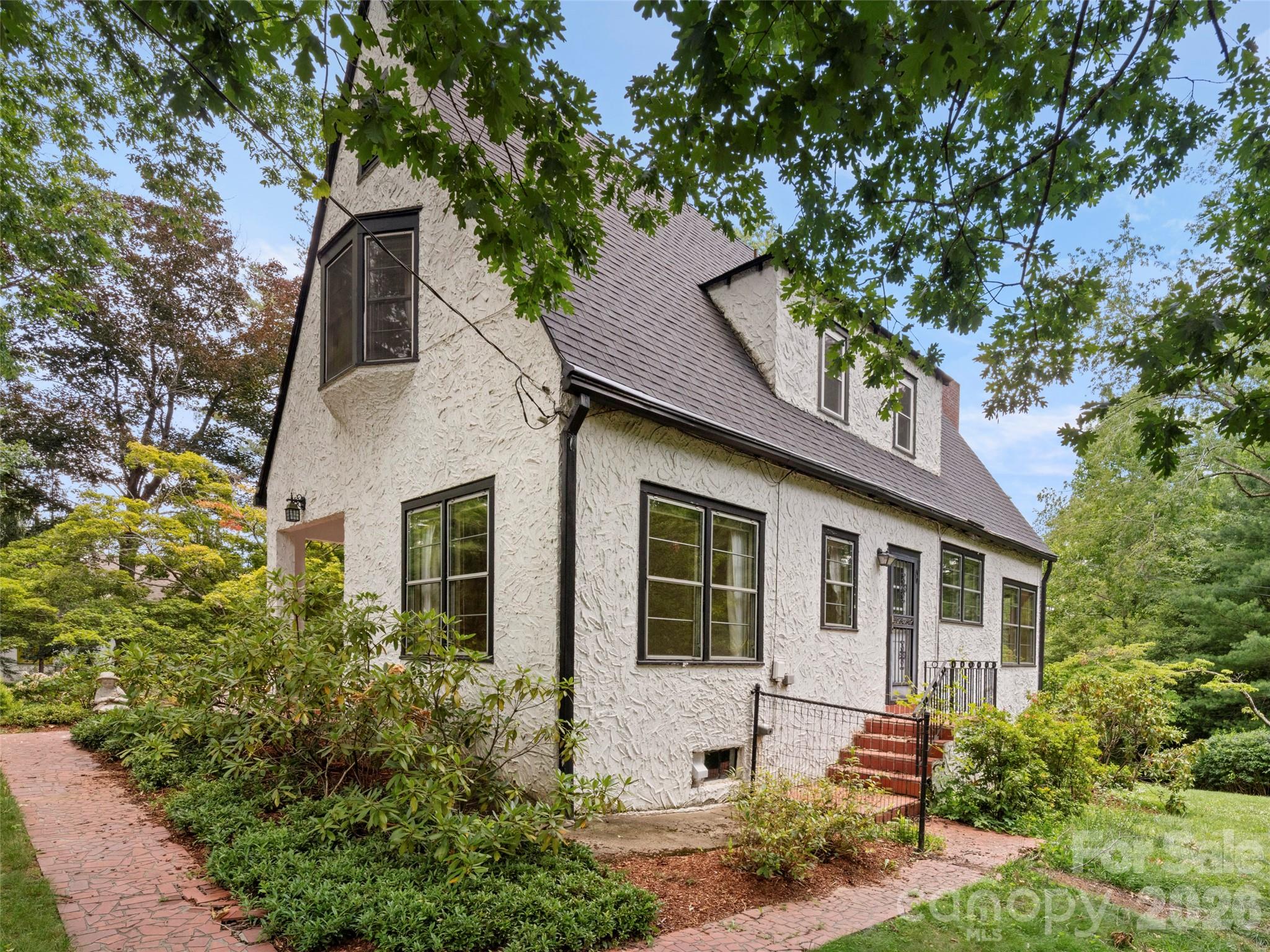 5 Normandy Road