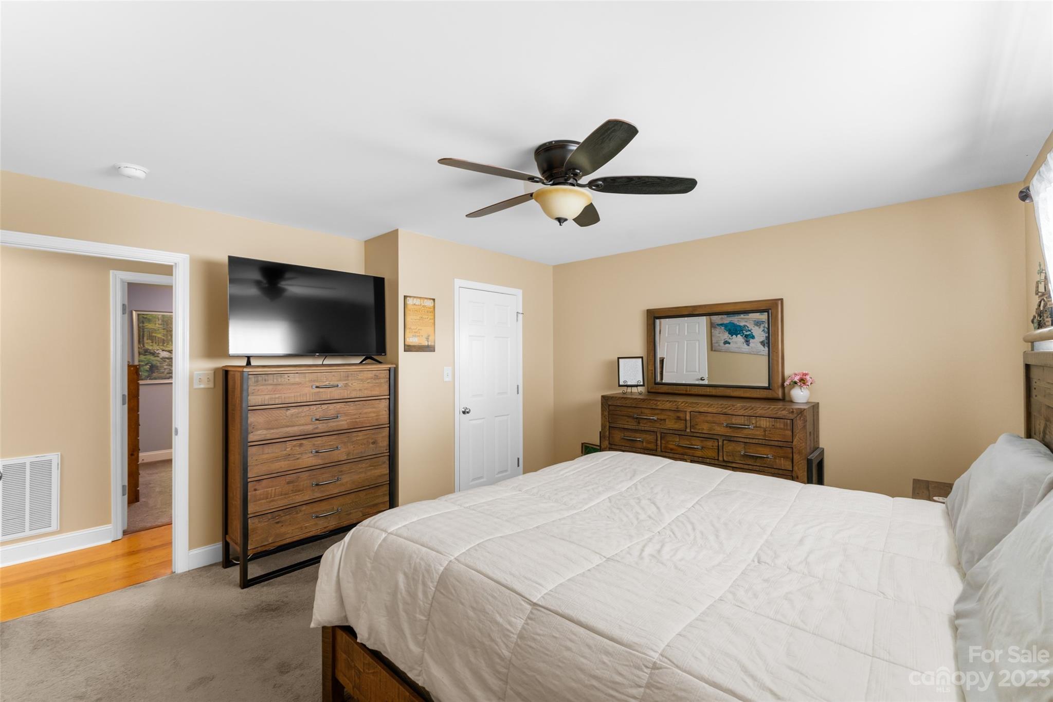 Pine Meadows - Residential