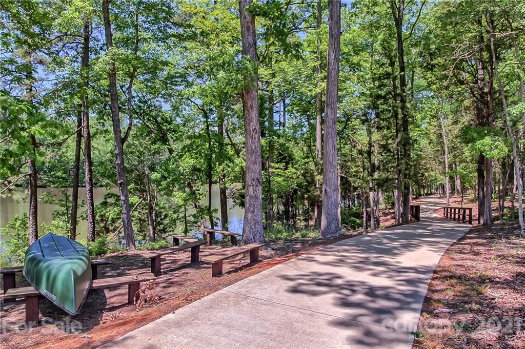 Tree Tops - Residential