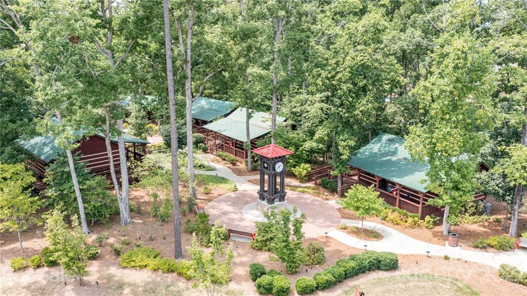 Tree Tops - Residential