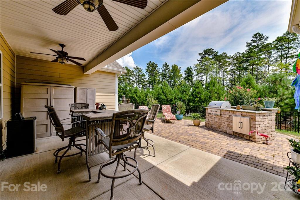 Tree Tops - Residential