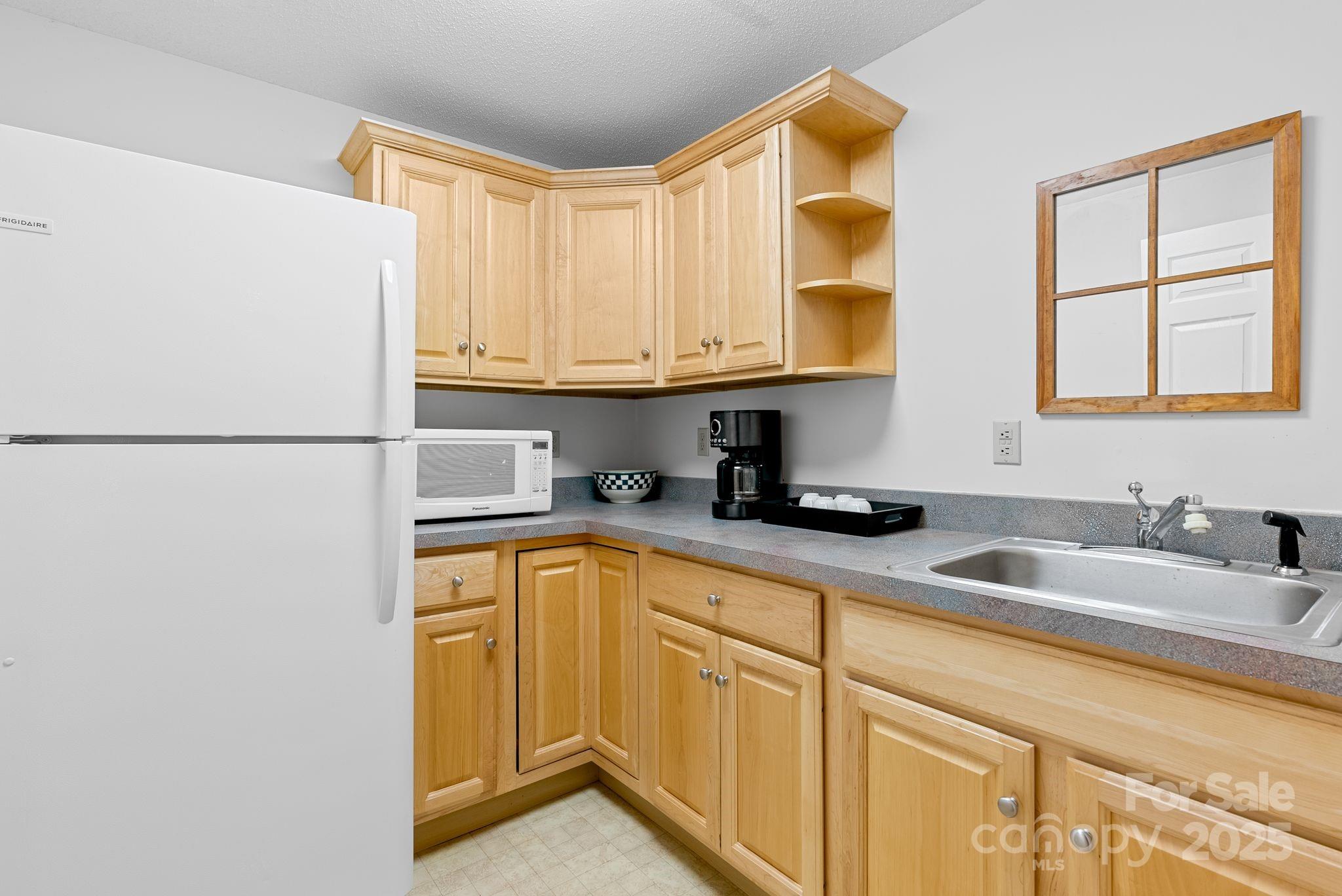 Connestee Falls - Residential