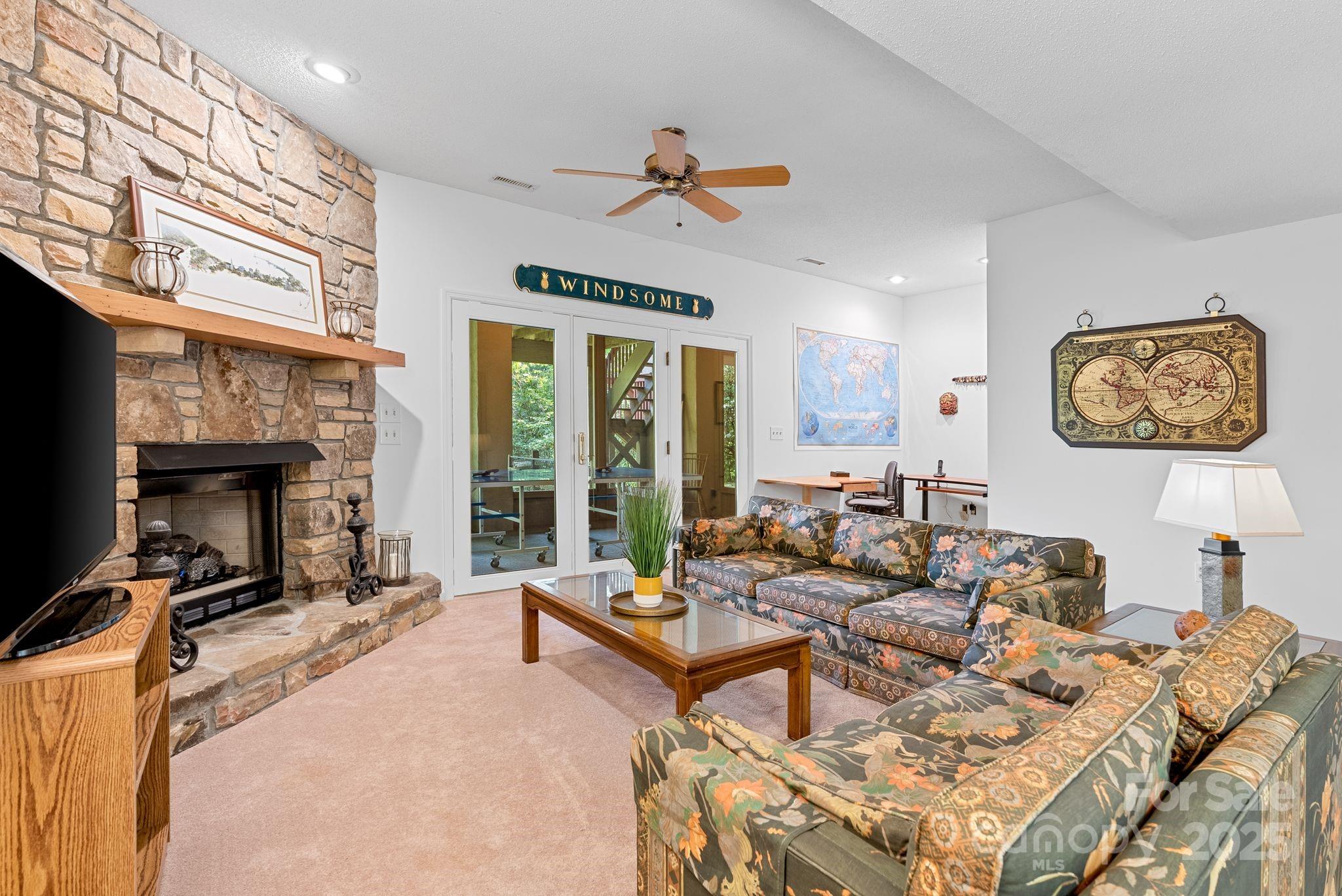 Connestee Falls - Residential