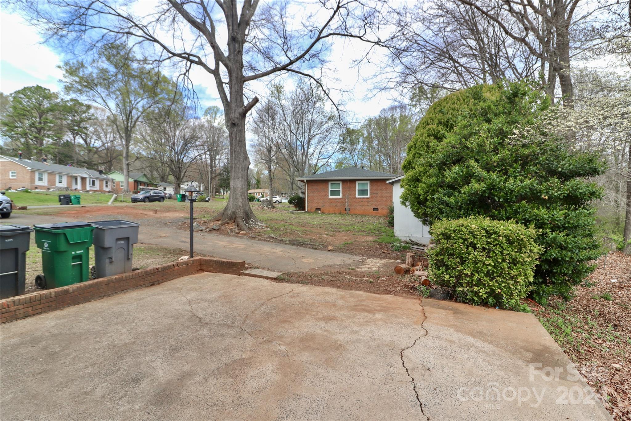 Forest Pawtuckett - Residential