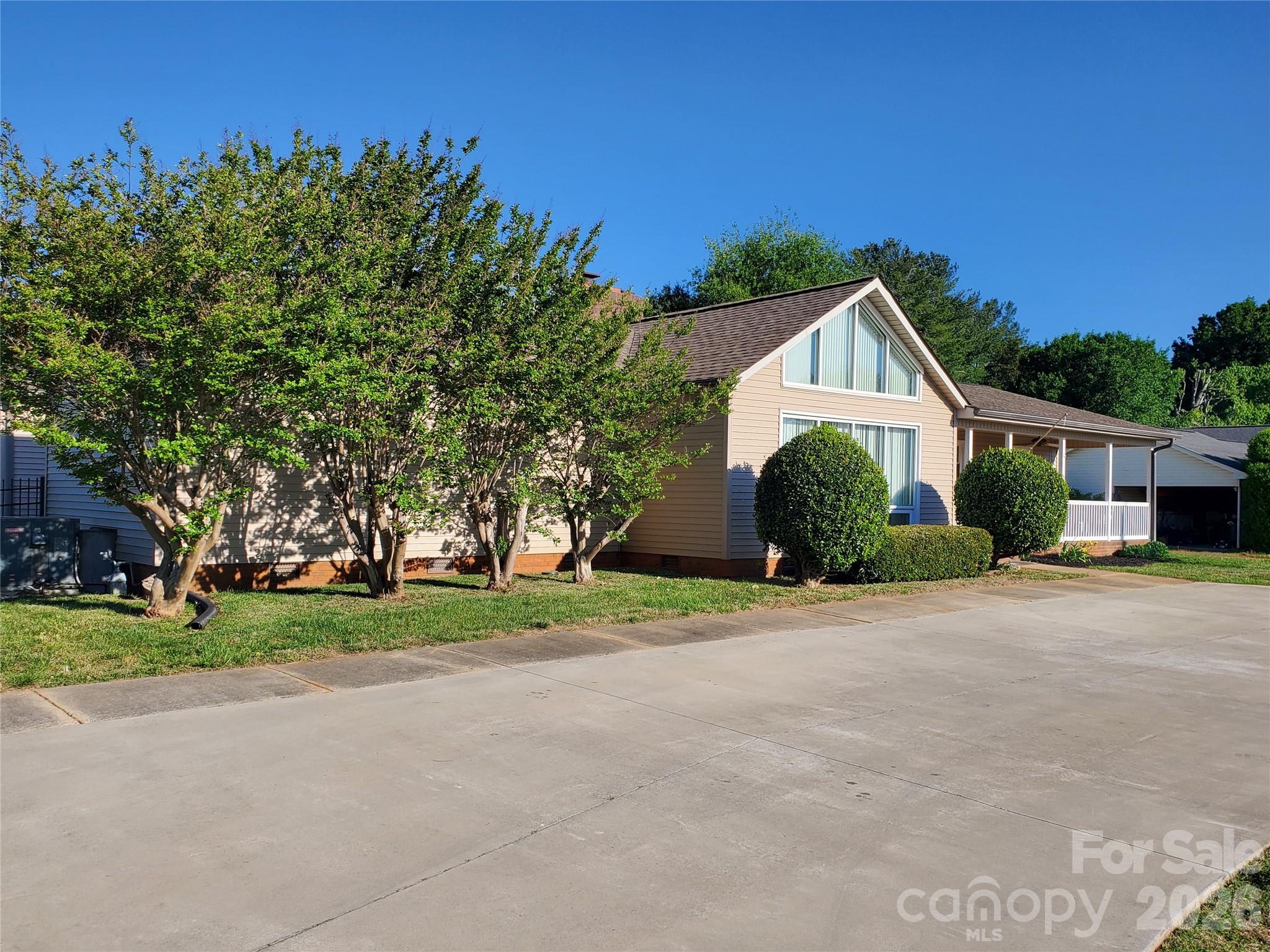 Broadview Acres - Residential