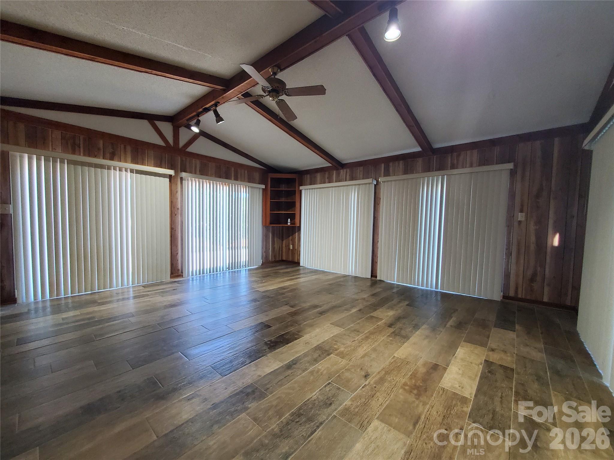 Broadview Acres - Residential