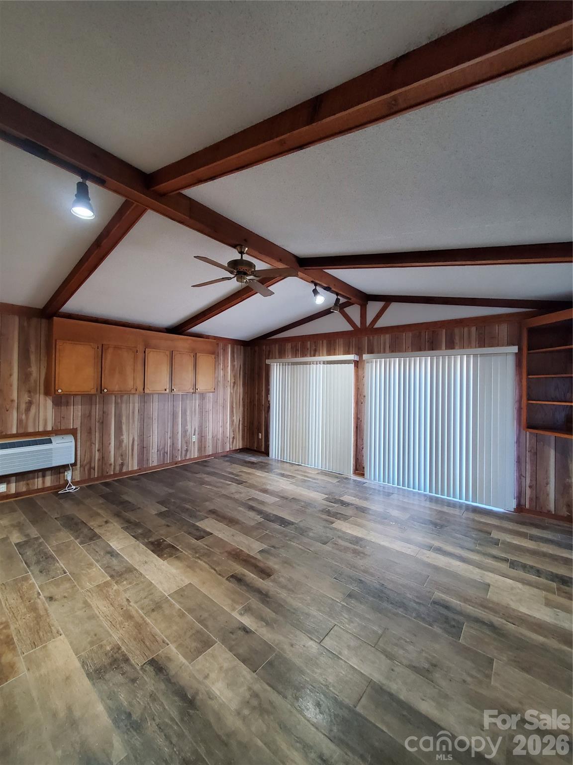 Broadview Acres - Residential