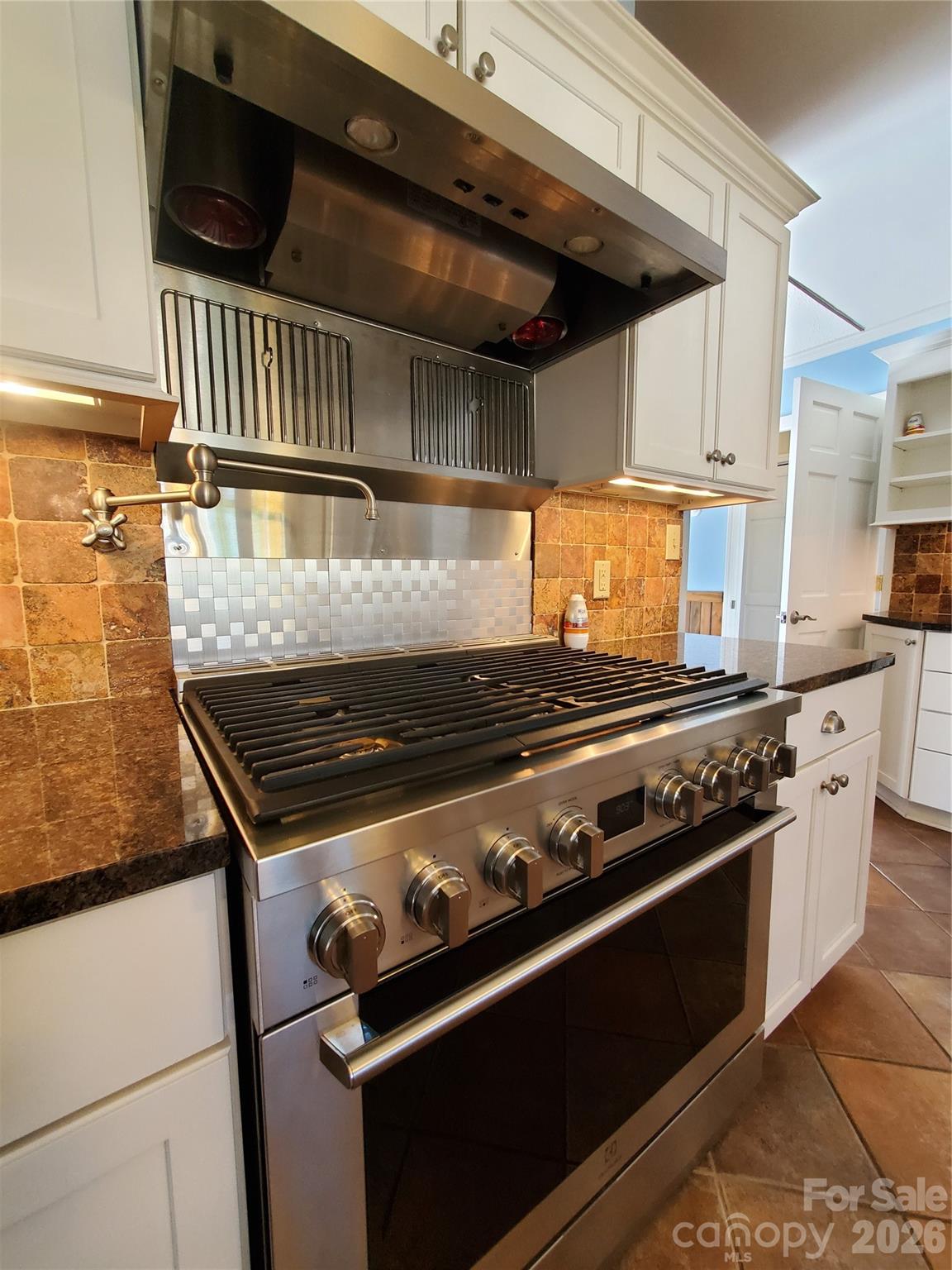 Broadview Acres - Residential