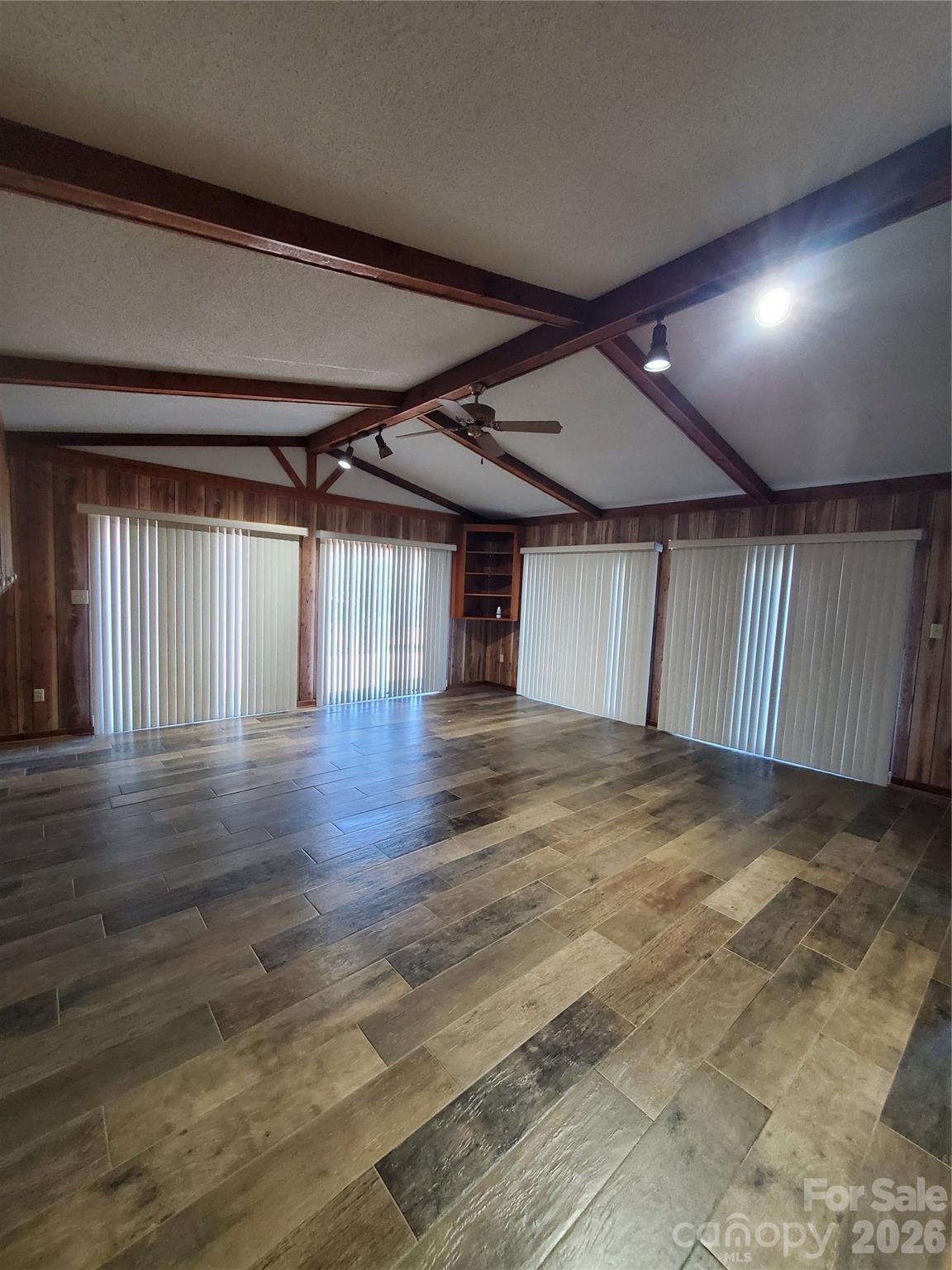 Broadview Acres - Residential