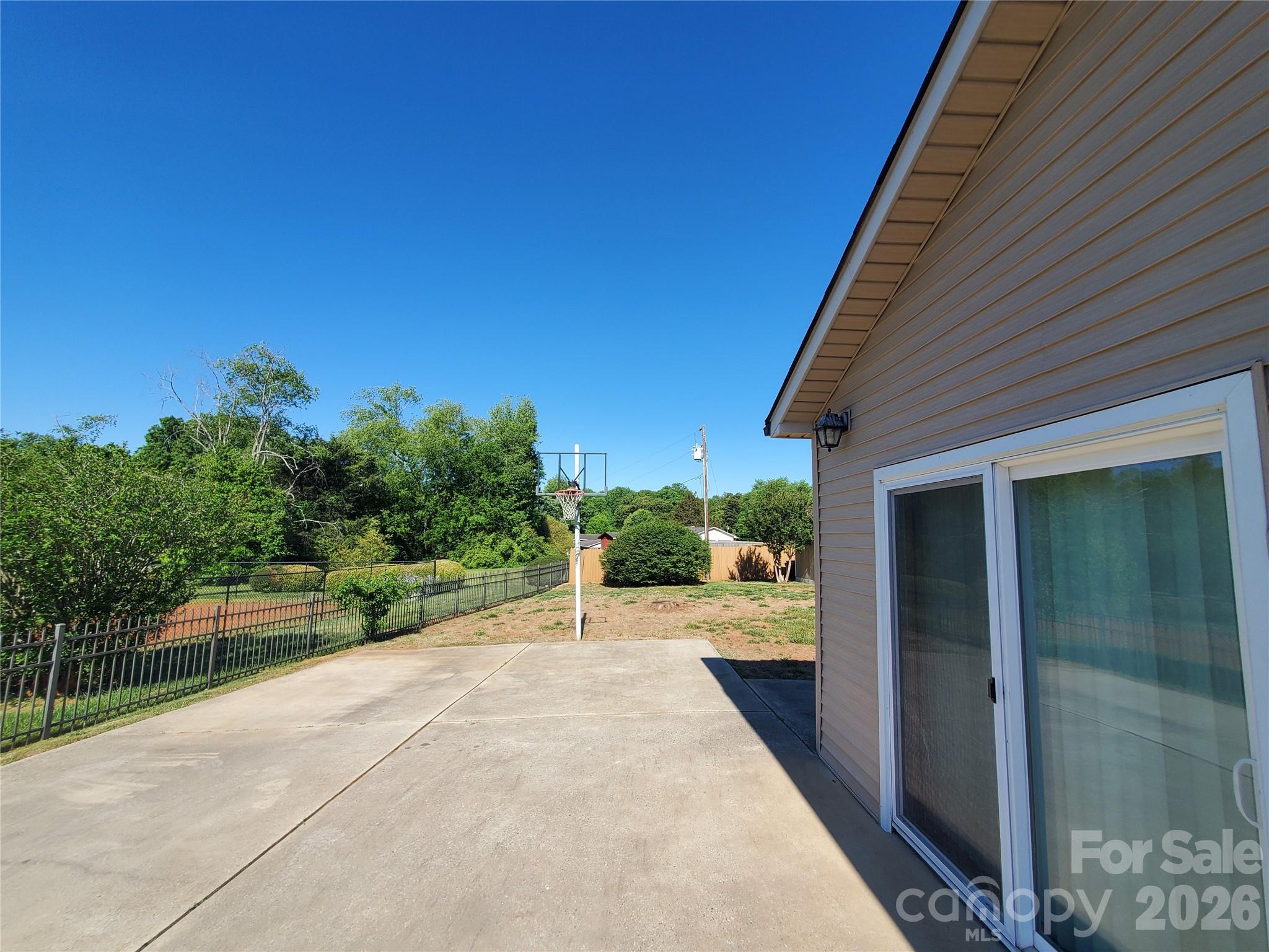 Broadview Acres - Residential