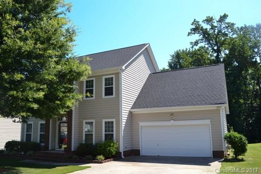 Great little neighborhood is tucked away from it all but still in the city limits.  Formal dining room, large great room with fireplace/gas logs, living room/office.  Awesome kitchen with stainless appliances, pantry and lots of counter space. All bedrooms located upstairs along with a large bonus room.  Huge laundry room/mud room with door leading to back yard and the garage. This is a must see!