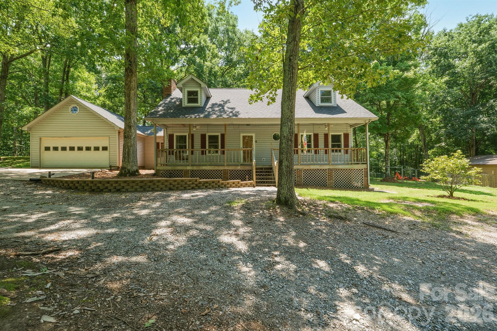 221 Shadowbrook Road, Mount Holly, NC, 28120