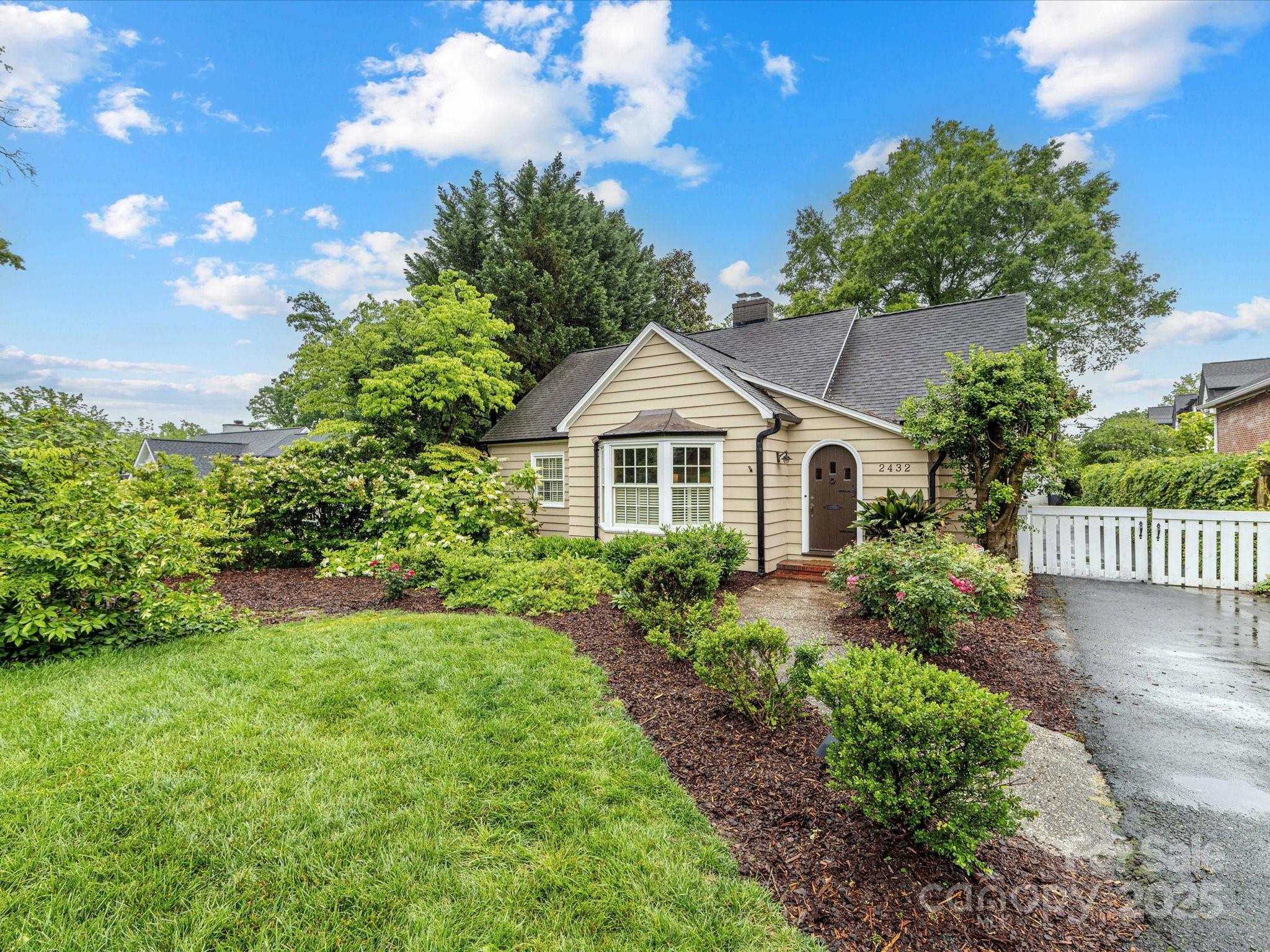 2432 Hassell Place