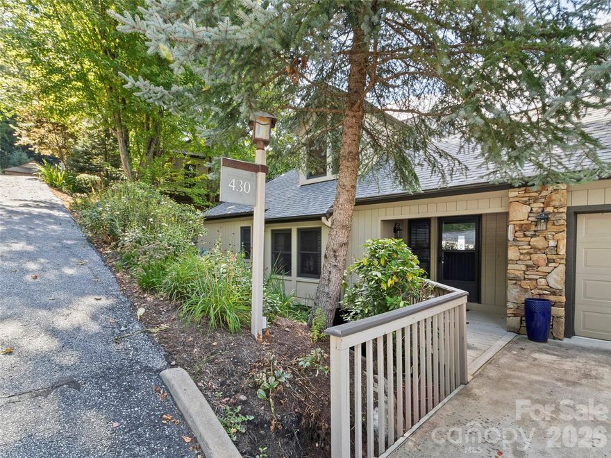 This magnificently updated home in the sought-after Boulder Pass neighborhood at MOUNTAIN AIR offers the perfect blend of rustic charm and modern comfort. From the moment you step inside, you're greeted by stunning long-range mountain views, vaulted ceilings, and an open living area filled with natural light from expansive windows. The great room features a beautiful stone fireplace with custom built-ins, creating a warm and inviting atmosphere. The newly renovated kitchen features brand-new appliances, custom cabinetry, and stylish finishes. The spacious, main-level primary suite includes a newly added sitting area, creating a private retreat where you can relax and unwind in the evening or enjoy mornings with your coffee. Recent updates throughout the home include new carpet, refinished hardwood floors, updated bathroom fixtures, new HVAC and plumbing, as well as a new roof. Outside, an expansive deck invites you to unwind in the cool mountain air while enjoying breathtaking sunsets and sweeping valley views. Conveniently located close to all club amenities and activities, available with separate club membership. The seller will pay for the buyers' full golf membership initiation fee ($95,000) to the club at closing with a full-price offer! Whether you're seeking a full-time residence or a mountain getaway, this exceptional property lets you experience mountain living at its absolute best.