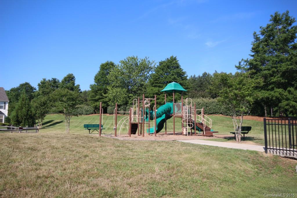 Autumn Cove At Lake Wylie - Residential