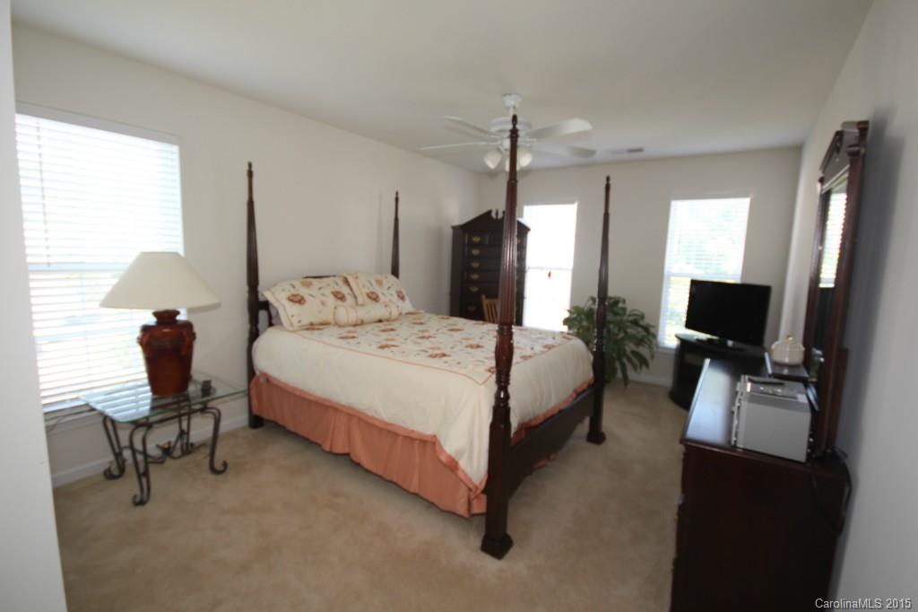 Autumn Cove At Lake Wylie - Residential